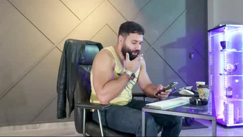 Matthew .. for short call me Matt online show from 2, 12, 2024