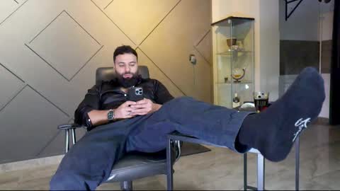 Matthew .. for short call me Matt online show from 19, 2, 2025