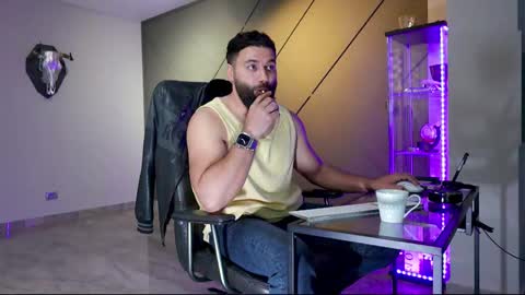 Matthew .. for short call me Matt online show from 10, 3, 2025