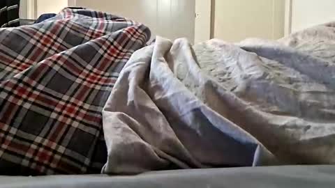 Snapshot of glitchingglob chatting on 27, 11, 2025 glitchingglob online show from 27, 11, 2025