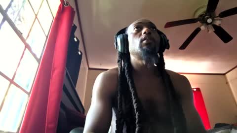 glomightyj online show from 27, 6, 2026