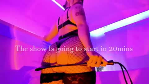 Mimi online show from 24, 4, 2026