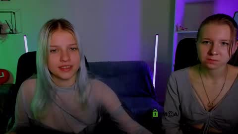 Snapshot of gloria_bubble chatting on 19, 10, 2025 your dream  online show from 19, 10, 2025