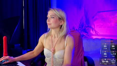 Snapshot of gloria_lovely chatting on 26, 5, 2026 Gloria online show from 26, 5, 2026