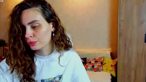 Gloria Wood online show from 12, 11, 2025