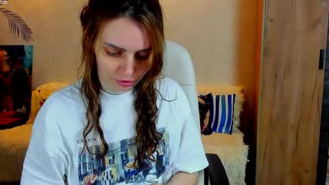 Gloria Wood online show from 6, 5, 2026