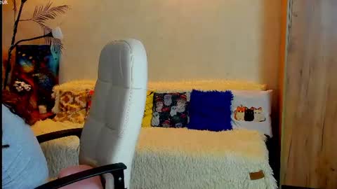 Gloria Wood online show from 21, 6, 2026