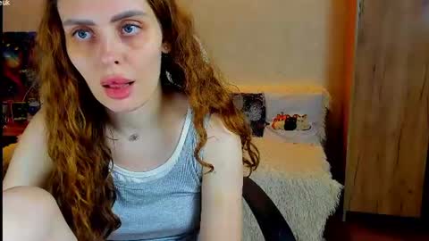 Gloria Wood online show from 4, 7, 2026