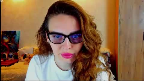 Gloria Wood online show from 11, 7, 2026