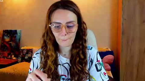 Gloria Wood online show from 1, 8, 2026