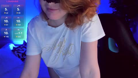 gloriagrays online show from 30, 9, 2025