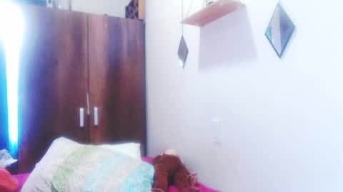 Snapshot of gloriawhitte7 chatting on 4, 2, 2025 gloriawhitte7 online show from 4, 2, 2025