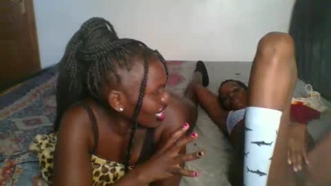 Snapshot of glossybabe77 chatting on 17, 3, 2026 glossybabe77 online show from 17, 3, 2026