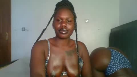 Snapshot of glossybabe77 chatting on 18, 3, 2026 glossybabe77 online show from 18, 3, 2026