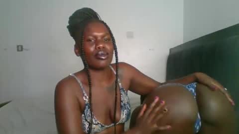 Snapshot of glossybabe77 chatting on 18, 3, 2026 glossybabe77 online show from 18, 3, 2026