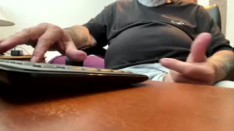gngnxxx online show from 8, 7, 2026