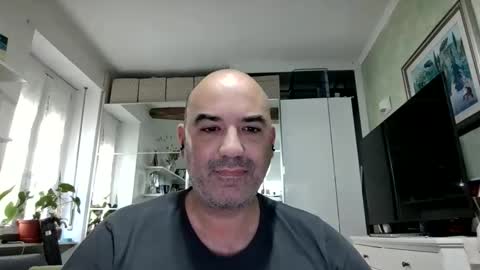 Snapshot of gnoffo77 chatting on 28, 5, 2026 Matte online show from 28, 5, 2026