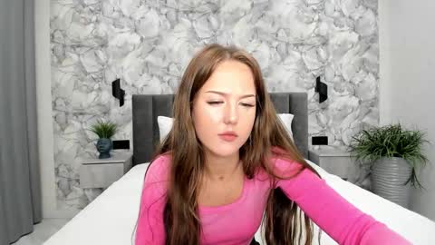 Snapshot of go0d_grl chatting on 24, 9, 2025 Lina online show from 24, 9, 2025