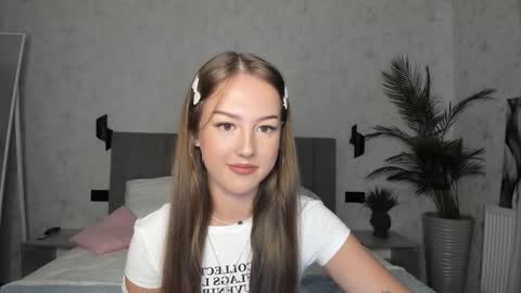 Snapshot of go0d_grl chatting on 13, 10, 2025 Lina online show from 13, 10, 2025