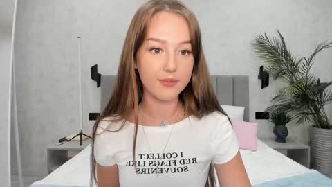 Snapshot of go0d_grl chatting on 23, 10, 2025 Lina online show from 23, 10, 2025