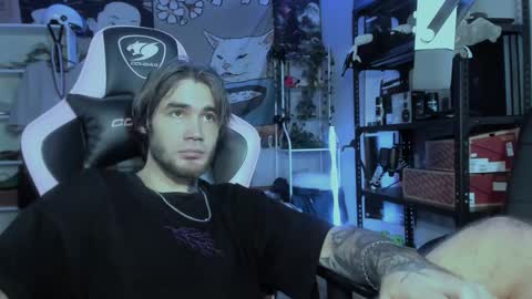 Snapshot of go_v_cs chatting on 5, 11, 2025 NPC online show from 5, 11, 2025