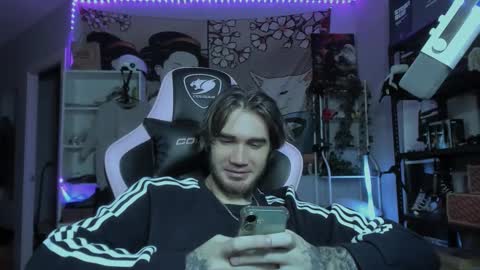 Snapshot of go_v_cs chatting on 17, 11, 2025 NPC online show from 17, 11, 2025