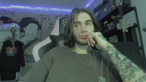 Snapshot of go_v_cs chatting on 10, 4, 2026 NPC online show from 10, 4, 2026