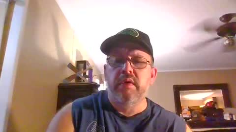 Snapshot of gobey33 chatting on 20, 9, 2025 IDKIDCIDGAF online show from 20, 9, 2025