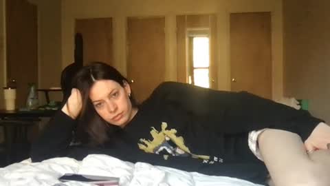 goddess_larz online show from 5, 11, 2025