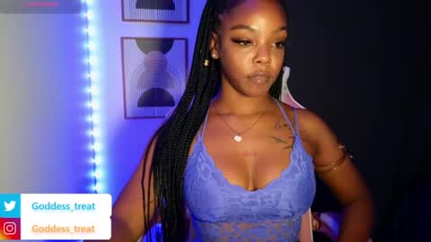 Snapshot of goddess_treat chatting on 8, 8, 2026 Goddess treat online show from 8, 8, 2026