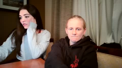 Snapshot of goddessfeyaa chatting on 3, 10, 2025 feyaa22 online show from 3, 10, 2025