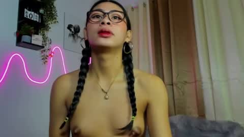 Kyla and Nian online show from 11, 2, 2026