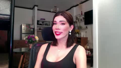 Snapshot of goddessofbigcock chatting on 14, 12, 2024 Eva online show from 14, 12, 2024