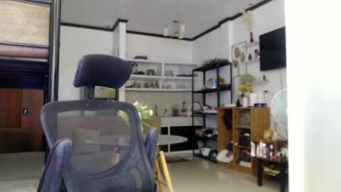 Snapshot of goddessofbigcock chatting on 17, 1, 2025 Eva online show from 17, 1, 2025