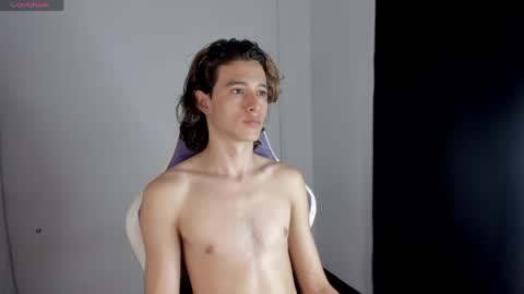 goddest_perseus_ online show from 28, 4, 2026