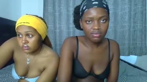 Snapshot of godess_lunah chatting on 27, 5, 2026 godess_lunah online show from 27, 5, 2026
