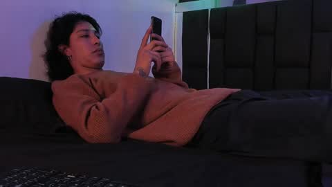 Snapshot of godly_huan chatting on 29, 12, 2024 HUAN online show from 29, 12, 2024