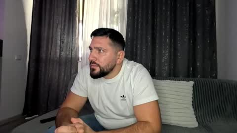 gold_alpha_boy online show from 28, 10, 2025