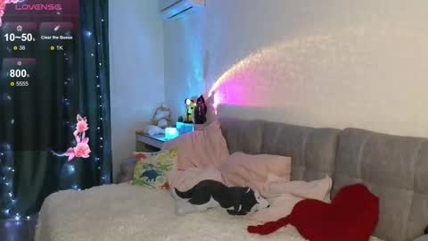 Snapshot of golden_bag chatting on 21, 10, 2025 Jess  online show from 21, 10, 2025