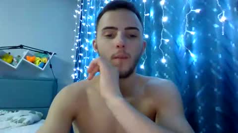 Golden boyyy21 online show from 11, 1, 2025