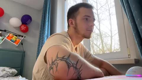 Golden boyyy21 online show from 28, 2, 2025