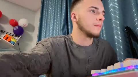 Golden boyyy21 online show from 12, 3, 2025