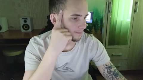 Snapshot of golden_boyyy21 chatting on 9, 6, 2026 Golden boyyy21 online show from 9, 6, 2026