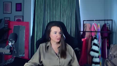 Gloria online show from 19, 4, 2026