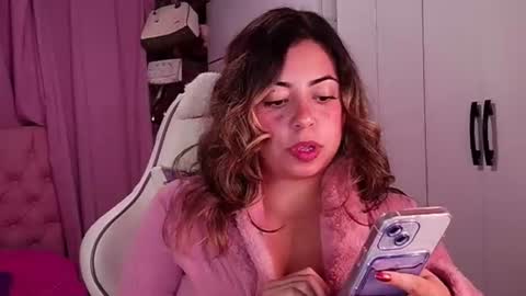 golden_gingerkitty online show from 24, 7, 2026