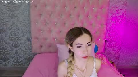 golden girl   online show from 8, 5, 2026