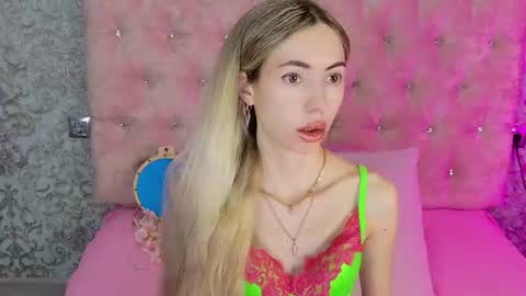 golden girl   online show from 28, 6, 2026