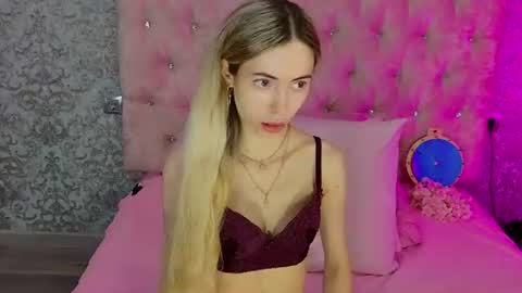 golden girl   online show from 19, 7, 2026