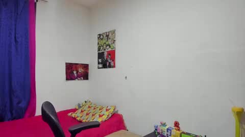 Snapshot of golden_ryan chatting on 25, 9, 2025 Jmmmm online show from 25, 9, 2025