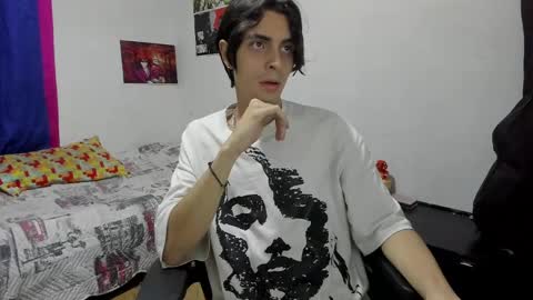 Snapshot of golden_ryan chatting on 9, 10, 2025 Jmmmm online show from 9, 10, 2025